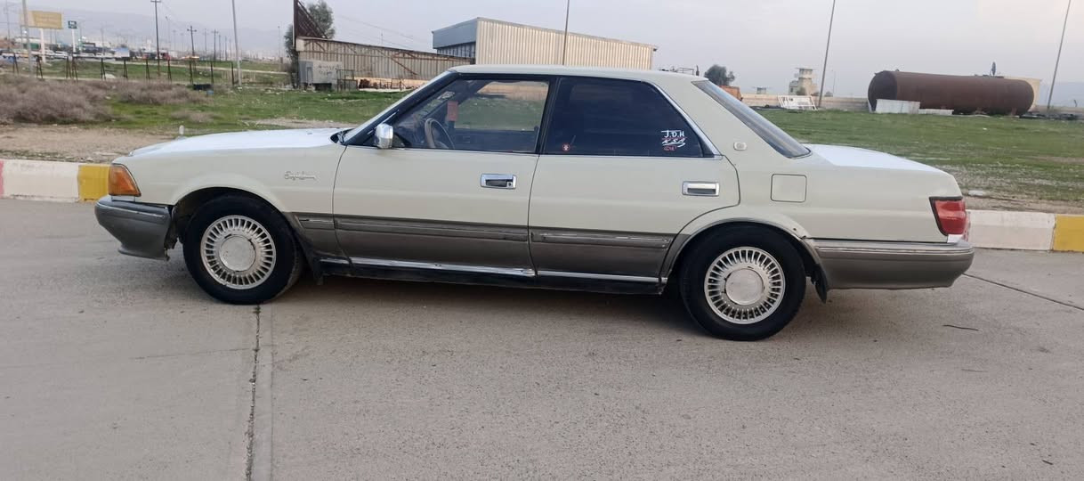 سۆپەر کراون ئاڕتۆپ مەکینە ئەڕنەبی گێڕ ئۆتۆماتیک سەیارەکە سەنەوییەکی سەوزی لەگەڵە قفڵ و کۆتای 13 گەڵا پارەی مەکینەکەیەتی تکایە مەعامەلەو قیستو قەرزم نییە  ئاسیا *********** کۆڕەک واتسئاپ فایبەر*********** شوێن سلێمانی السليمانية, العراق
