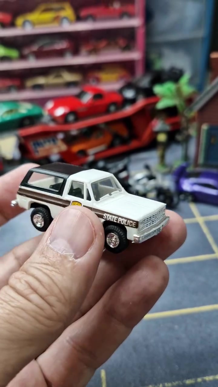Chevrolet Blazer K5
Maryland State Police Vehicle
Trident Miniatures 
Scale / HO
For more details please DM me


**إذا كنت صاحب هذا الإعلان وتريد حذفه لأي سبب، رجاءا أرسل رسالة إلى الدعم الفني**