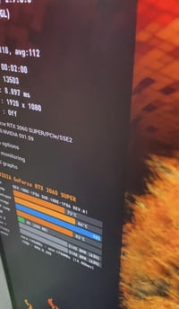 كرت شاشة • مستعمل • قفل