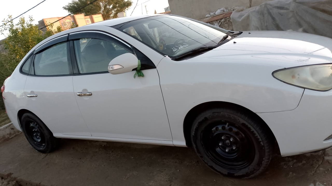 النتره 10رقم نكليزي بيضه سنويه 30 بيها 3قطع بدون دواخل مكاني نجف ***********سعر 100وبيها مجال قليل
