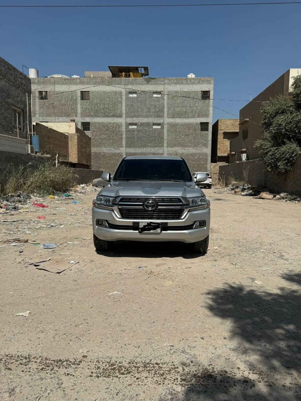 لاندكروز گاز 8 سلندر 2011 اصل محدث داخل وخارج 2021 جانت مصفحة ومشيول التصفيح رقم بصرة تحويل ثاني يوم 245 انا مكلف بالنشر للاستفسار هذا رقم صاحب السيارة *********** البصرة, العراق
