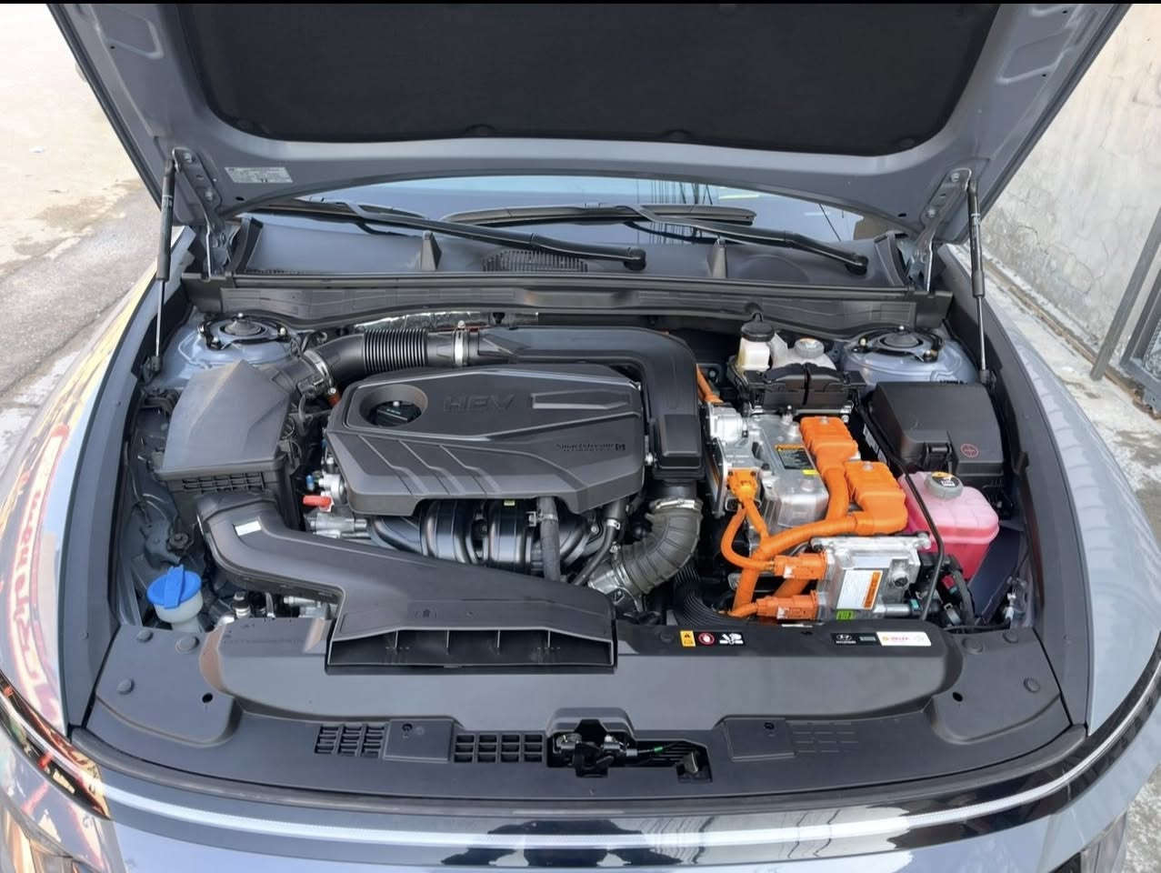 السلام عليكم للبيع فقط  سوناتا هايبرد 2024 كلين تايتل بدون اي حادث بدون صبغ بدون بارد برغي واحد ممفتوح بيها   دخول جديد اني مستوردها و البارحة رقمتها بأسمي فول مواصفات عدا البانورما ماشية ب امريكا 30 وهنا بالعراق مشت الف فقط صور امريكا ورقم الشاصي بالمنشور  
السعر 225$
مكاني البلديات ***********
