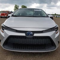 ‎السلام عليكم كورلا للبيع موديل ٢٢ هايبرد بدون ايرباك صبغ بس الجنطة   ...