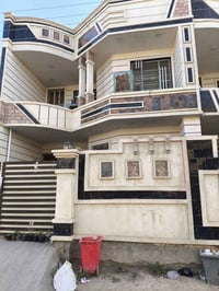 مشتمل معروض للبيع الموقع المهندسين الثانيه بظهر الشارع العام جاهز طابق...