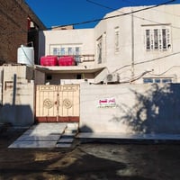 بيت للبيع • ٢٤٠م • مغربه قرب السوق