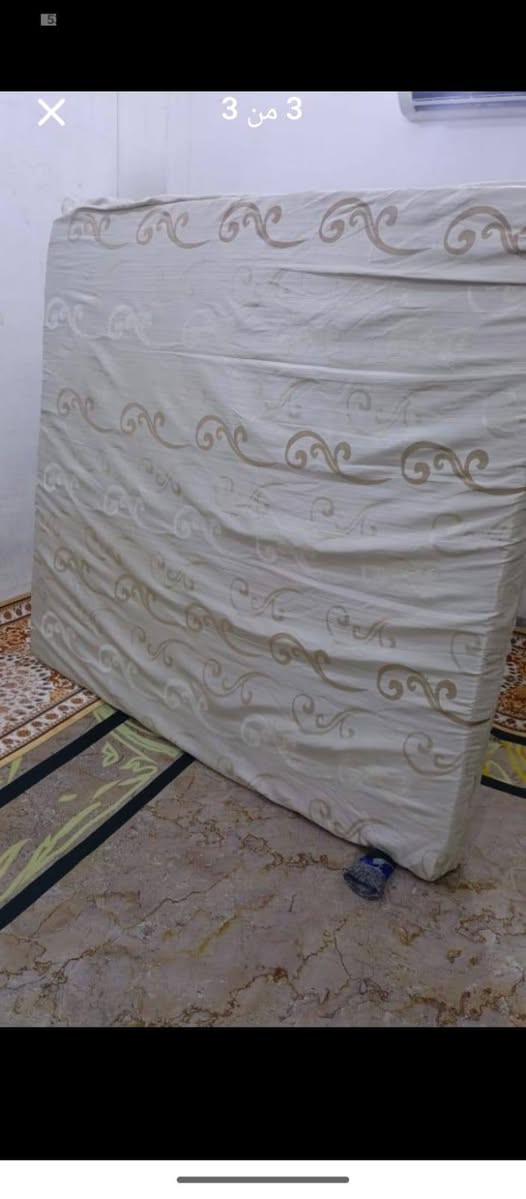 مكلف بالنشر
السلام عليكم دوشك اسفنجي مضغوط نضيف واخو الجديد 
وكرسي دراسي نضيف خشب مضغوط ملون بني 
للأ ستفسار الاتصال على الرقم. *********** واتساب
