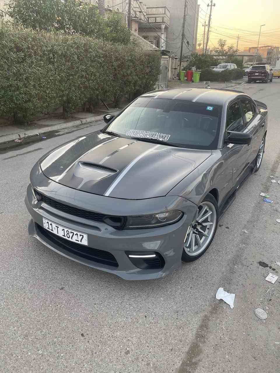 سلام عليكم جارجر 2016 مكينه 5700 باسمي تحويل ثاني يوم بيها تغير لون سياره رصاصي و صابيغها سمنتي سياره مواصفات شاشه جبيره نقطه عمياء عليها كزوز ودمام وسقف روز رايز لد متغير حادثها جاملغ وبنيد السعر 145 العنوان بغداد غير متواجد ع الفيس الرقم ***********
