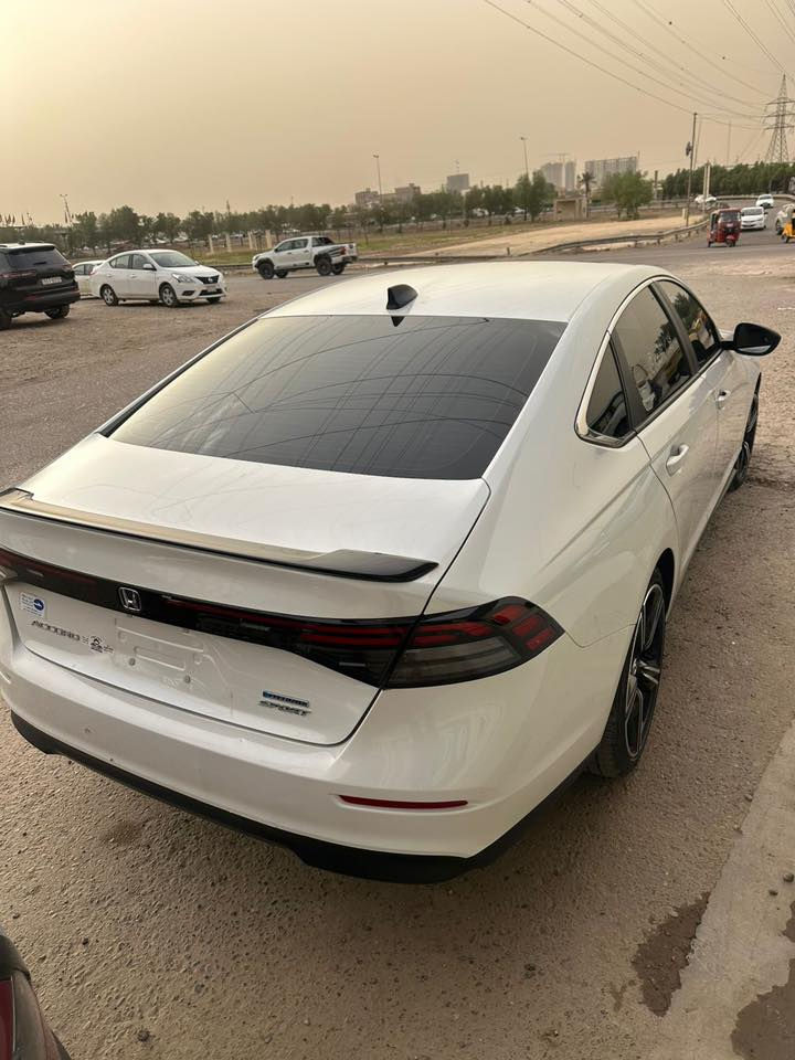 السلام عليكم
اكورد هايبرد سبورت 2024 دخول جديد
محرك 2000 
موصفات فتحه بصمه تشغيل عن بعد
رادار كامره كشن كهرباء بعد هوايه موصفات 
ضرر بالمنشور
العنوان بغداد الدوره
***********

