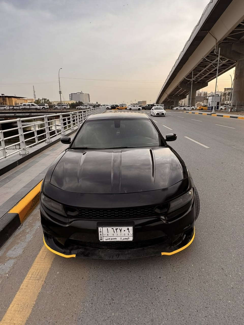 جارجر SXT  موديل ١٥ بصره حره اصل
حادث باب بارد ومدكر صبغ وبدايه شواصي مثل ما موضح بلصور 

وبيها بارد بلبك لايت كد اربع اصابع 

مكينه ٣٦٠٠

كير محرك كفاله 

وباقي المواصفات المعروفه ب SXT

مكاني بصره المعقل 

***********

السعر ١٦٠ وبيها مجال
