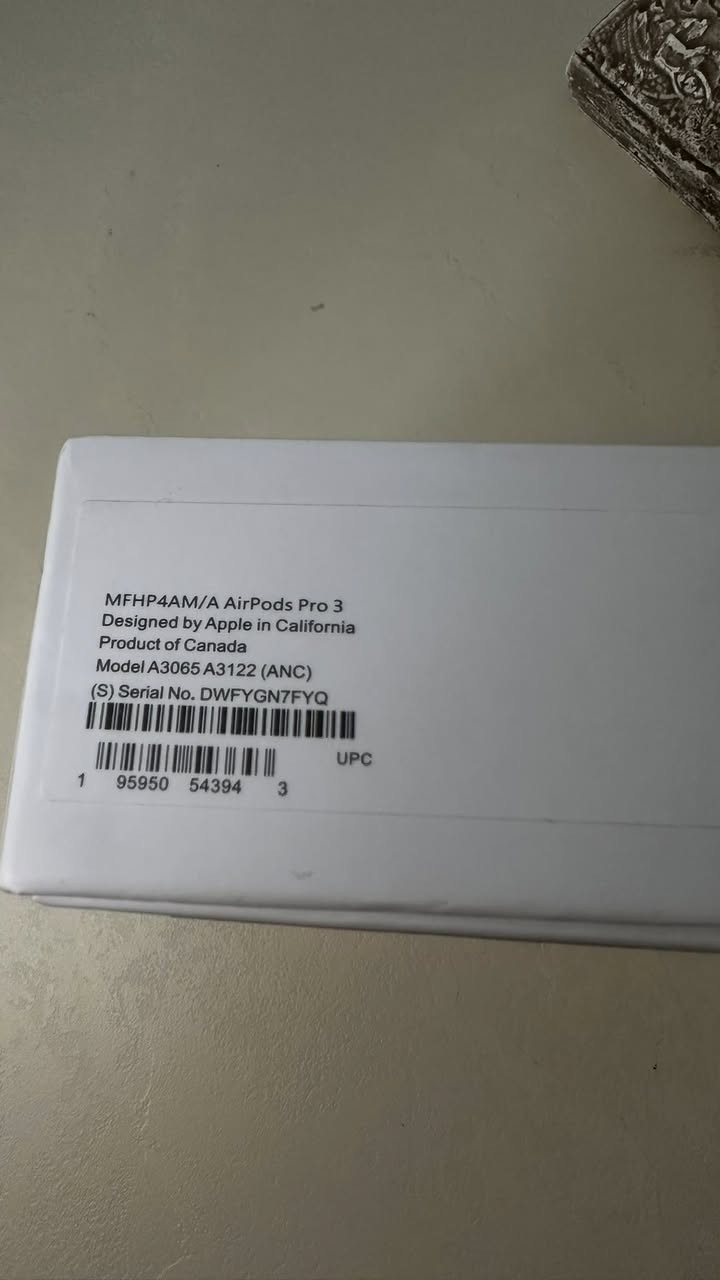 سلام عليكم
سماعة ابل الجديدة Air Pods Pro 3
للبيع بعدهي داخل الضمان مال ابل كارتونة اصلية 
عنواني كربلاء ***********
