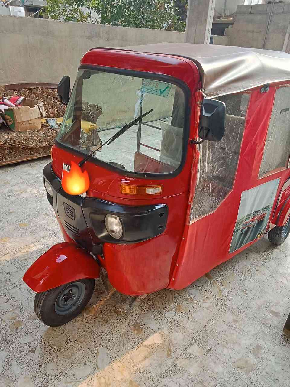 السلام عليكم تكتك للبيع موديل 2018رقم وسنويه ولوحات نكليزي 
كامله مكمله لبرغي ماناقصها تعمير جديد مصبوغه للجماليه مكينه اكسل خير من الله دبل ولوي خلفيات جدد دبل امامي دجيد يعني بين قوسين تكتك كل غراضها جدد امانت الله تكتك مال جناي كامله مكمله السعر4800وبيها مجال حك الجيه مكاني ديالئ بعقوبه لستفسار اكثر تصل ***********رقمي هاذه بي واتساب👈***********
