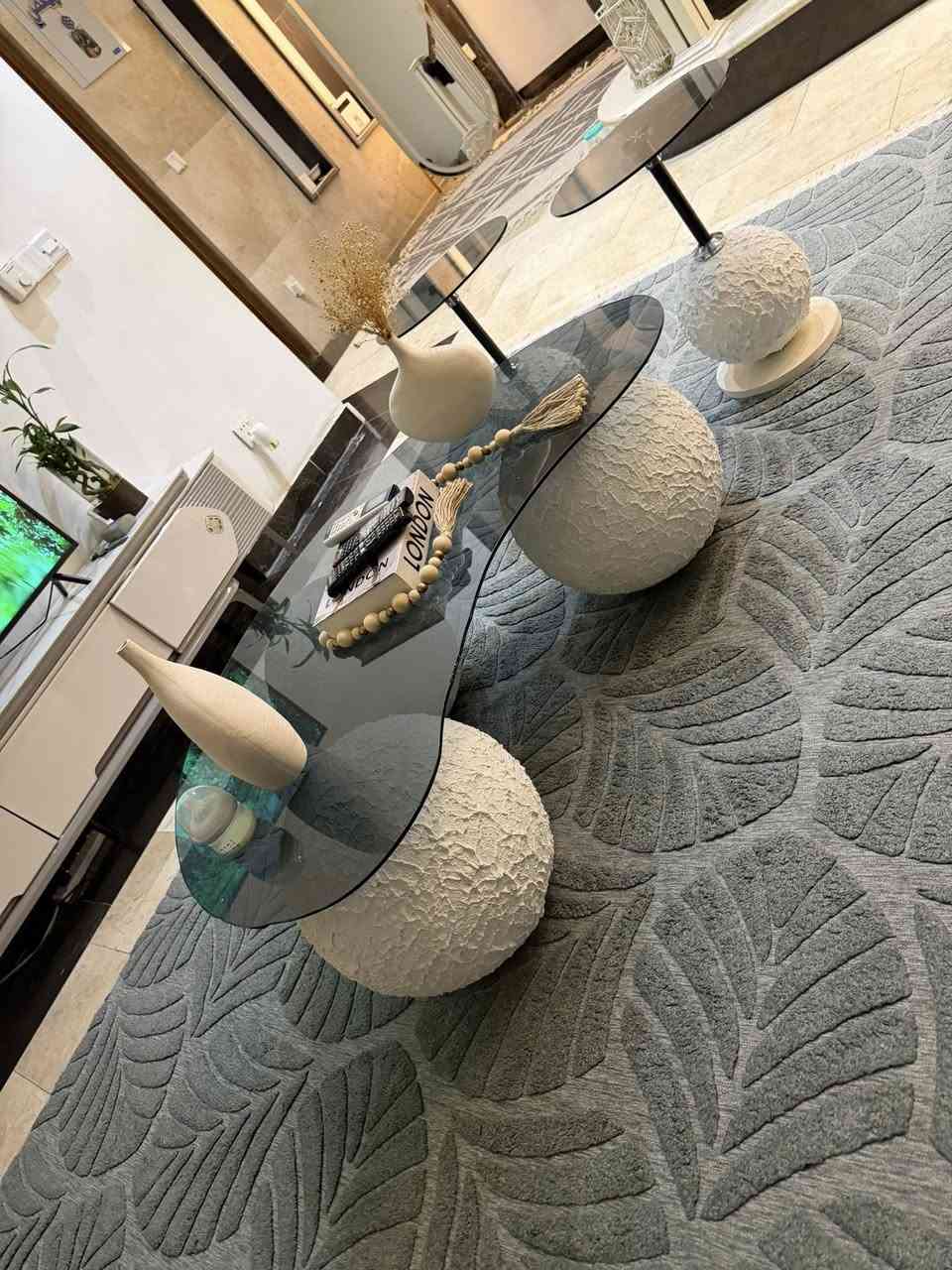 سيت طبلات وحده وسطيه كبيره و2صغارالسعر 150الف ***********
