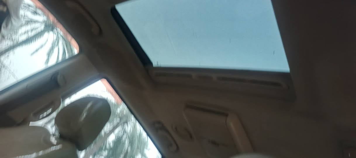 السلام عليكم كيا سيدونه 2007 للبيع
مكينه 3800 بانزين صارله 8اشهر من شادلهيا 
فول مواصفات

*********** ضررها فقط جوملغ امامي وصبغ بلجنطه
