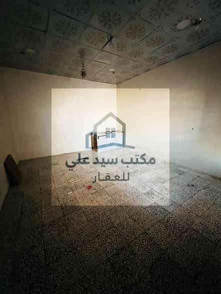 سعر الايجار ١٢٥ الف 💸 

النداء قرب شارع قنبر 

يحتوي على غرفه وصاله ومطبخ وفوك غرفه (مخزن)

للتواصل 

***********
