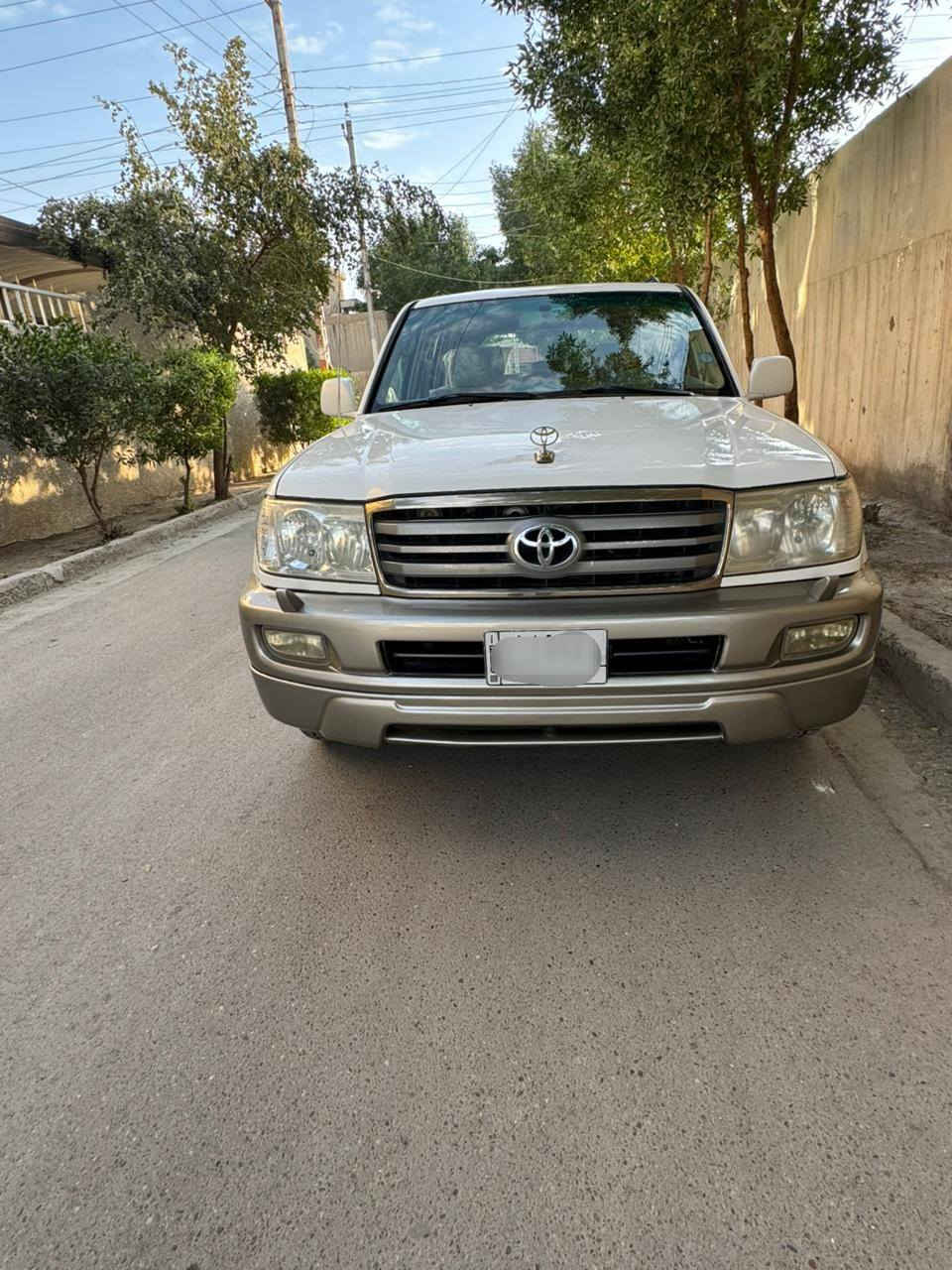 سلام عليكم
لاندكروزر (((( للبيع فقط ))))  2007 أصل سعودي فوول موصفات معروفه 
بيه بارد جاملغ لايمن شبرين ودعاميات صبغ رقم بغداد مشروع وطني لغايه27  نفاذ تحويل ثاني يوم سياره جاهز مانقصها شي 
باقي التفاصيل اتصل 0771170345
***********
