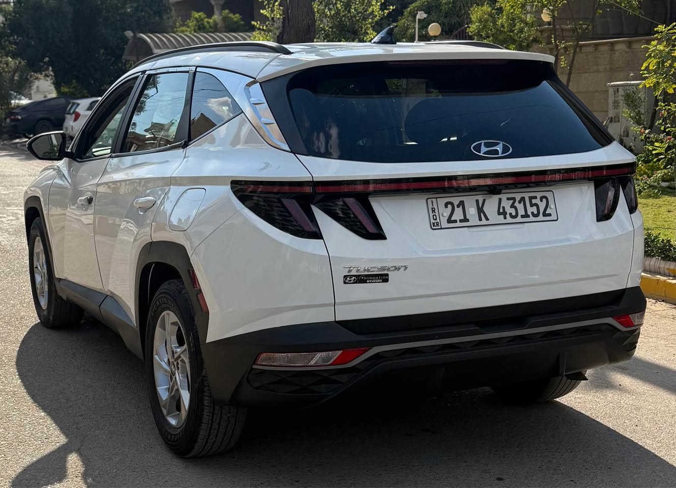 السلام عليكم 
للبيع توسان ٢٠٢١
وارد امريكي بابين وهلال الجاملغ الخلفي صبغ صور الحادث بالمنشور السياره ماشيه ٢٦ الف رادار امامي وخلفي وجانبي تحديد مسار إطفاء ذاتي اتو هولد الكشنات تدفئه + كهرباء كار بالي جنطه كهرباء بصمه تشغيل عن بعد مكان السياره بغداد للتواصل 
***********
السعر المطلوب ١٨٥ بغداد, العراق
