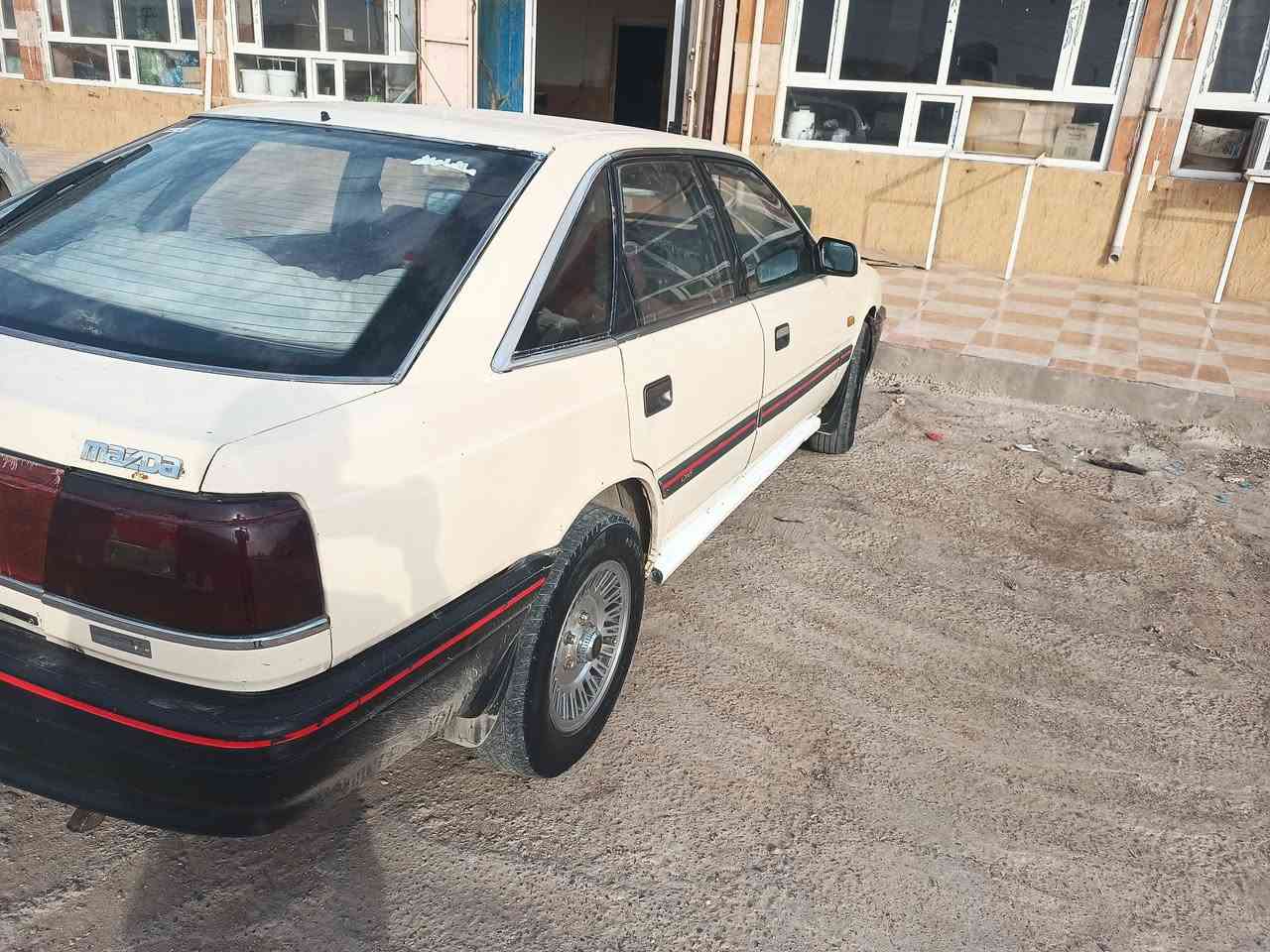 سلام عليكوم مازده البيع موديل 92 السياره جاهزه سنويه جديد حجم 626بشرط التحويل لونه بلادي خاكي السياره بدون ضربه جاهزه مكينه 8كبريتر كير جاهزه كربايات جاهزه سعر 30بي مجال ***********
