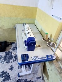 من رخصة مدير الكروب وإخواني وأخواتي المحترمين مكينه خياطه للبيع بعدهي ...