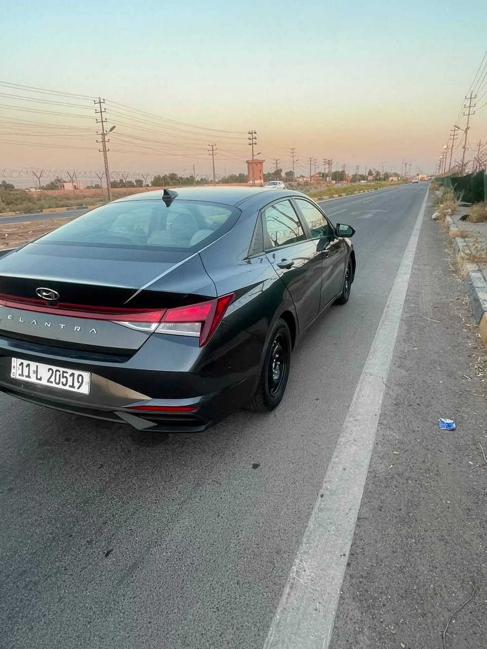 السلام عليكم
للبيع  النترا موديل 2023
ماشيه mi105 الف
 حادثها مرفق بل منشور 
كفاله محرك وكير 
تشغيل بصمه +صندوك ذكي 
رادار + تحديد مسار +توقف ذاتي 
شاشه كبير كار بلي
كامره دواره 
صدر امامي خلفي جديد
تخم تاير جديد 
لايت زنون عالي وناصي 
السياره ليبل واحد عده البنيد 
السياره لغد شاصي مكفول
السعر 120 وبيها مجال بسيط 
للاستفسار ‭***********‬
