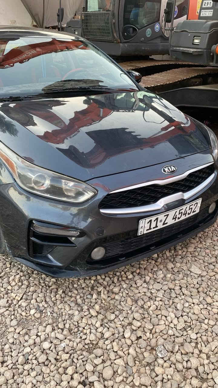 كيا فورتي 2021
وارد امريكي السياره صبغ عام اثر طخطخات بدون ايرباك بدون دواخل

السياره حلوه ونظيفه مكينه 2000 دوش ماشيه 50mi الف

السياره فتحه تحكم ستيرن حساسات مواصفاتها معروفها

مكان السياره بغداد

سعر:112 ورقه وبيها مجال

رقم:***********
