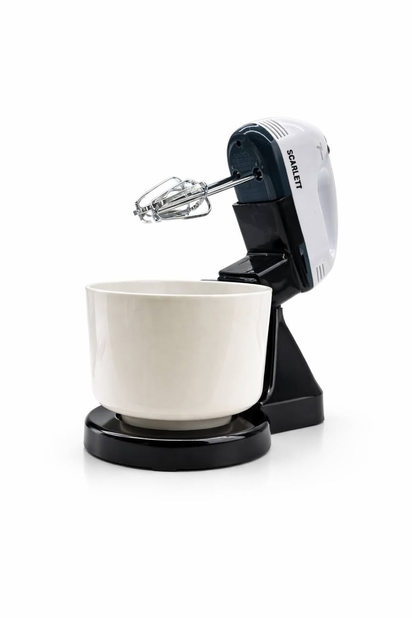 ⚡بسعر مناسب وعلى الفحص
خلاط يدوي من سكارليت عملي وقوي يساعدك تحضر كل أنواع الحلويات بسرعة وسهولة 🍰
✨ المميزات: 🥚 خفق البيض والكريمة بسهولة
🍞 عجن ومزج العجين بكفاءة
🍪 مثالي للكيك والبسكويت والمخبوزات
🧤 تصميم مريح + قاعدة ثابتة
⚡ قدرة 200 واط
🎚️ 7 سرعات للتحكم
🔘 زر فصل المضارب بسهولة
🥣 وعاء ثابت قابل للإزالة
📦 الملحقات: ✔️ مضربين للخفق
✔️ خطافين للعجن


**إذا كنت صاحب هذا الإعلان وتريد حذفه لأي سبب، رجاءا أرسل رسالة إلى الدعم الفني**