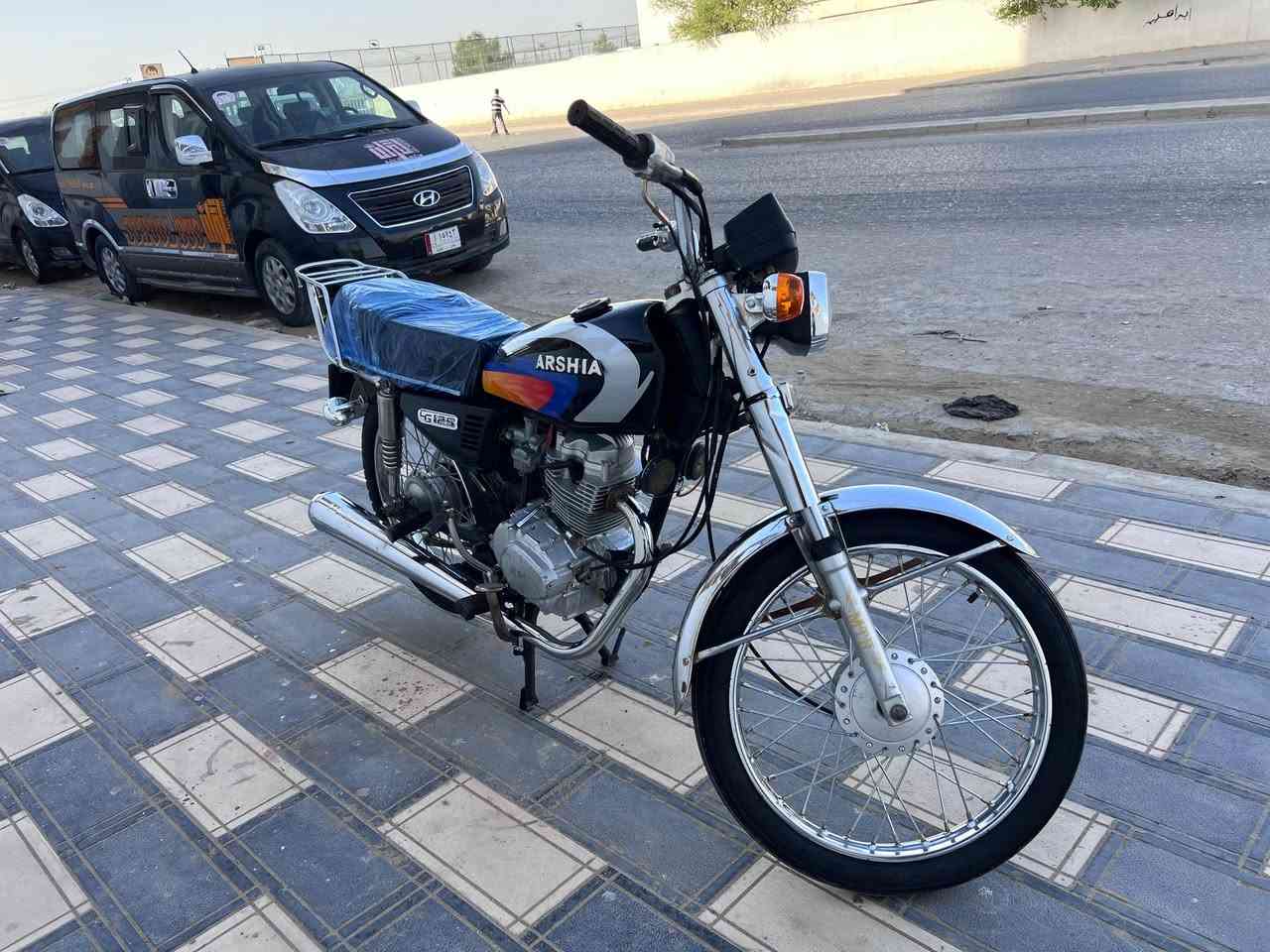 السلام عليكم
ارشا للبيع
اصولي وكيلها العارضي
الدراجة جديدة كلشي بيها شغال
طالعة 2023
السعر ٦٧٥ الف بيها مجال قليل 
اتصال ***********
