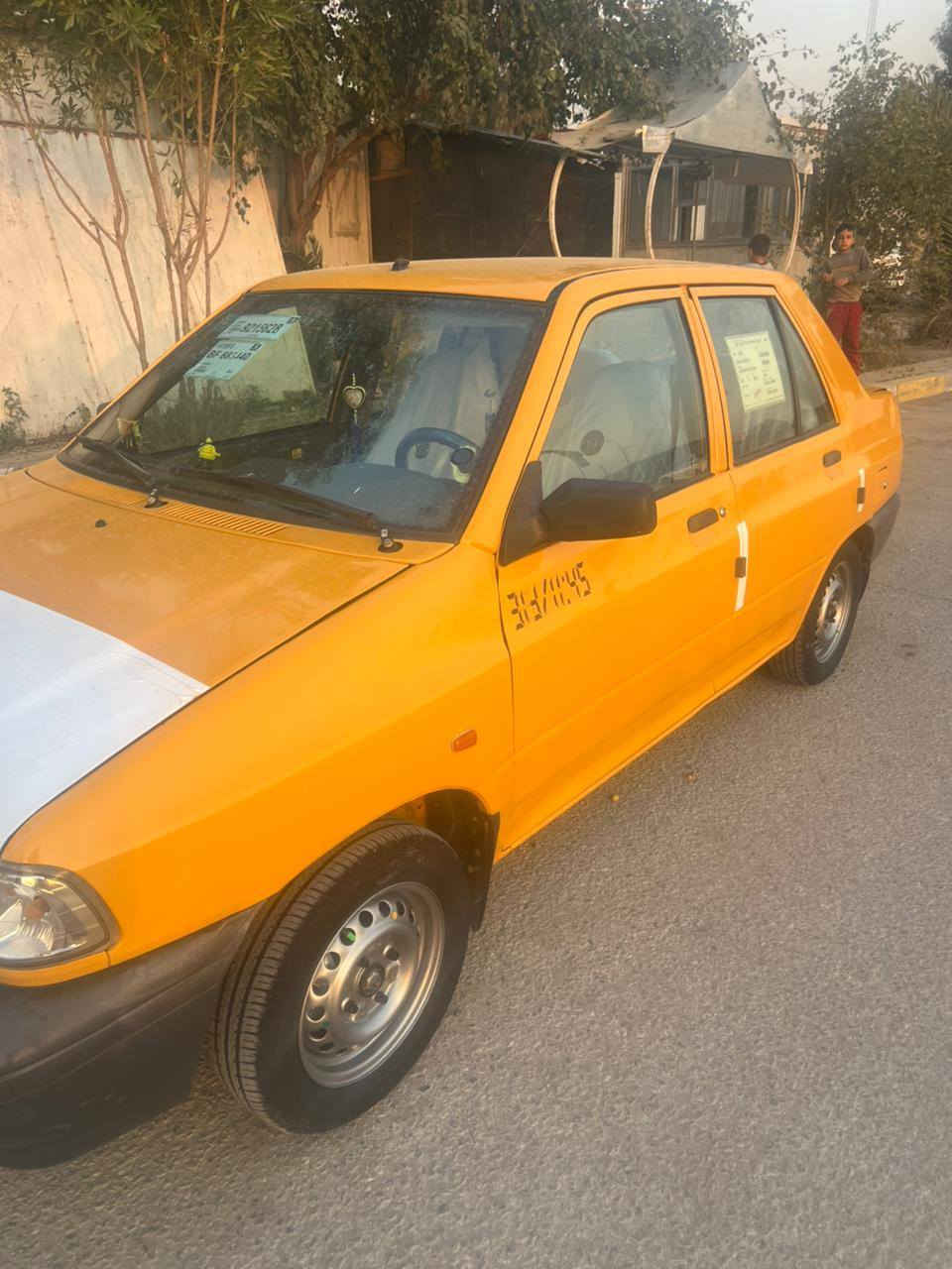 السلام عليكم سايبه موديل 18 سياره مكينه وكير خير من الله 
سياره حلوه مكان بغداد سعر 43 وبيها مجال هيئة وغرامات مصفره رقم نكليزي سنويه 30 صدر جديد تخم تاير باتري كله جديد رقم ***********
