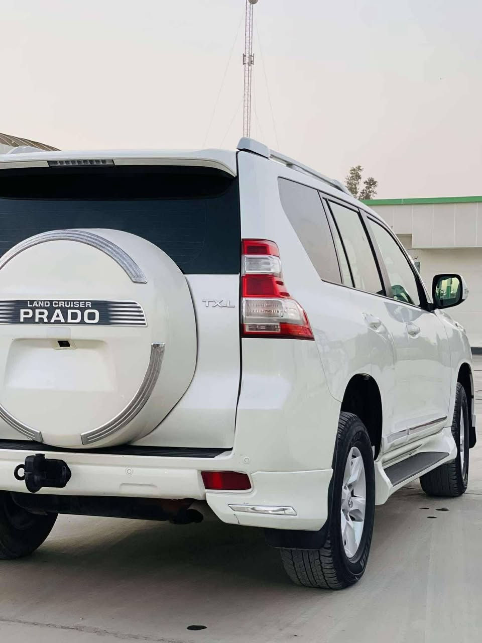 تويوتا برادو موديل 2013 TXL v6
كفالة عامة وفول مواصفات رقم اربيل الجديد تحويل مباشر
سنويه لغايه 2028 
ماشية 140
شرط تمشي 120 دك :
ومكينه كير كله كفاله سياره
كفاله عامه + فول مواصفات معروفه مواصفات
حساسات خلفيه + امامي
كأمره خلفيه
ثلاجة تبريد ثلج
تخم تاير جديد
فتحت سقف
حداديه صدر جديد
بصمه تشغيل V6
كرسي جلد
لايت اسود زنون
وبعد بيها مواصفات هواي

ال💎ــسعـر 🟥 :: رقم (1) تلـقـائـي 📮

رقم صـــاحب السيارة:: ***********
