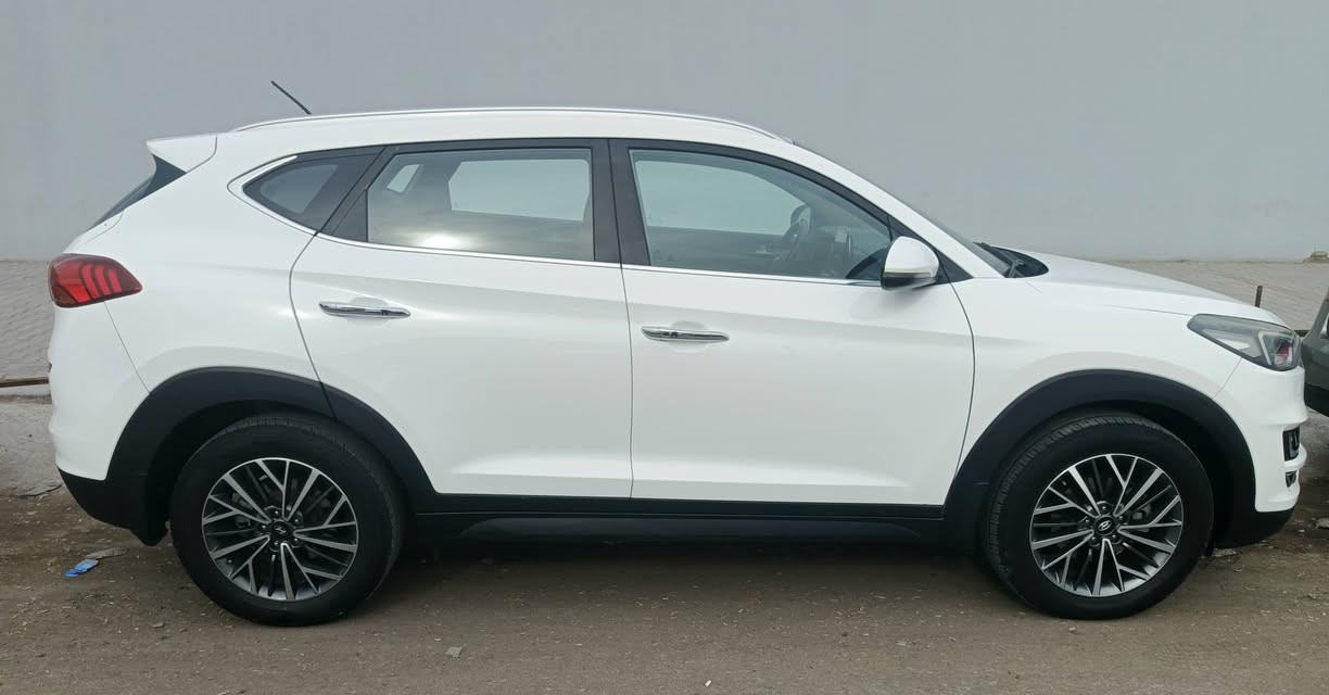 السلام عليكم
توسان 2020 خليجي

ماشية ١١٧ كيلومتر

فول عدا بانوراما
بصمة
كشنين كهرباء
والمواصفات الباقيه كلهة معروفه

بيهة صبغ جاملغ خلفي وباب وحافة باب السايق 

(طخة سطحية) والباقي كفالة  بجم وجنطة وصفحة الصدر
محرك كير صدر تبريد تراي وفحص وين مايعجبك

١٨٥ وبيهة مجال

افحص واقتنع وعامل وانطي السعر الي يعجبك لاتعاملني بالتلفون

مع كل الاحترام والتقدير للجميع

العنوان بغداد البياع

***********
