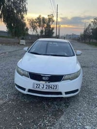 کیا فۆڕتی Kia Forte 2010 مەکینە گەورە ئەمریکی چوار تایەی نوێی لەبنە گێ...