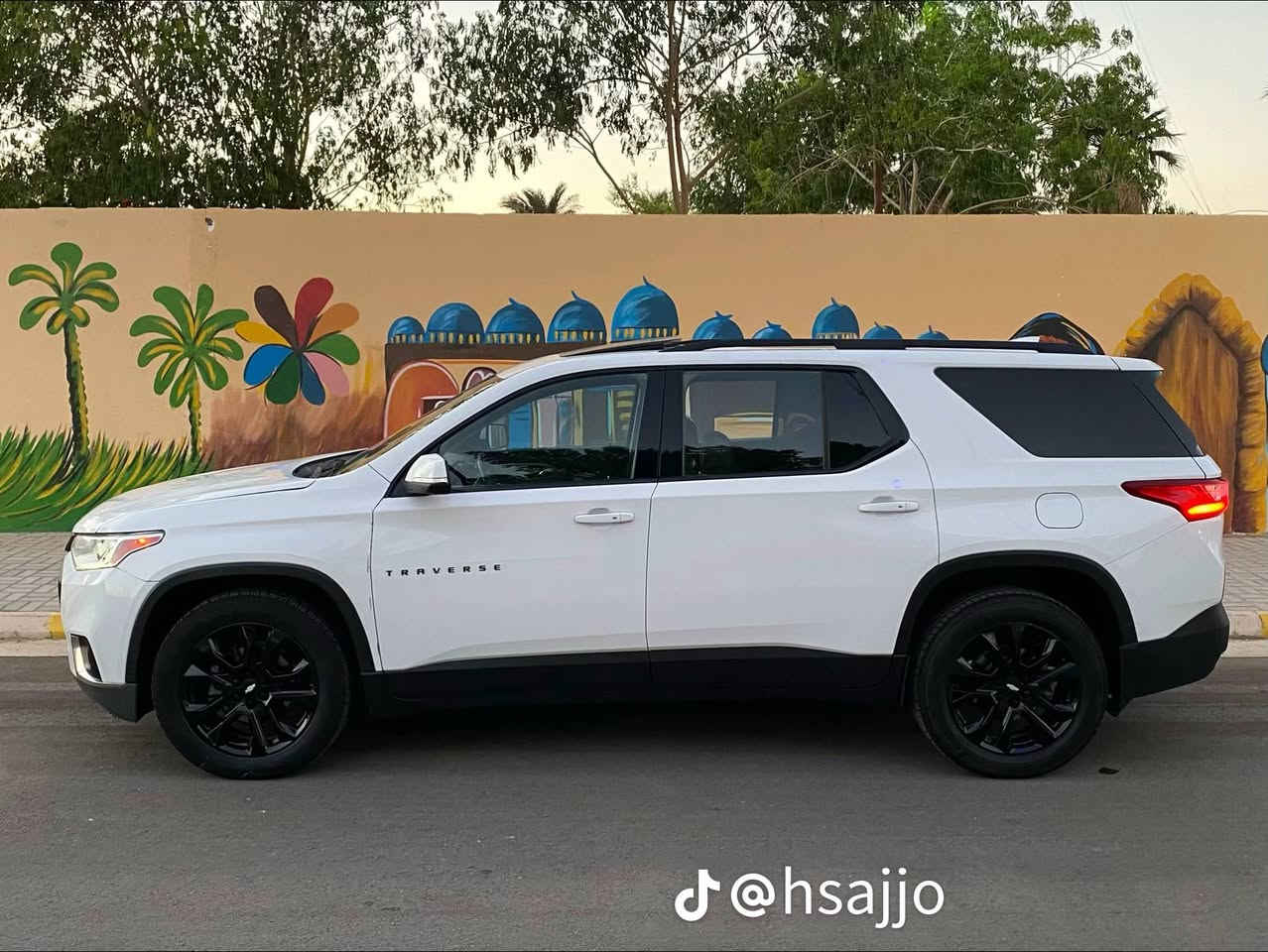 السلام عليكم البيع ترافيرس مديل21RS فول فتحتين جنطه كهرباء كشنات منفصله بصمه رادارات حساس امامي خلفي تدفئ ستيرن تدفئ وتبريد كشنات يعني سياره فول للخير حادثه بنيد ربعه صبغ مرقمه اربيل سياره جديده بل كارتون مبيه نقص برغي 6سلندر سعر 245وبيه مجال مكان سياره واسط الكوت ستفسار *********** ما متواجد عل فيس
