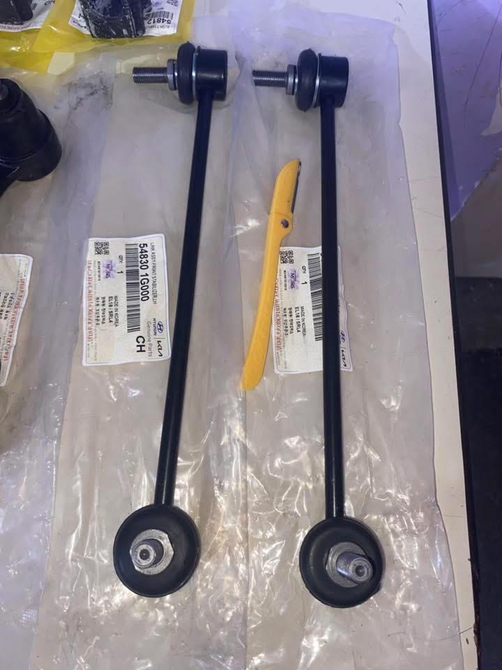 اللهم صلي على محمد وال محمد
صدر اكسنت 2010 كوري المنشا 
رواط 2
شمعات2
بوش كبير 2
بوش صغير 2
لاستيك رباط 2
طوبات 2
بوش هاوزن 2
السعر 70 الف توصيل 5 الف بغداد
الموقع بغداد حي اور شارع حسينيه المصطفى 
يوجد حداديه صدر بسعر 40 الف 

***********
اهلا وسهلا بكم
