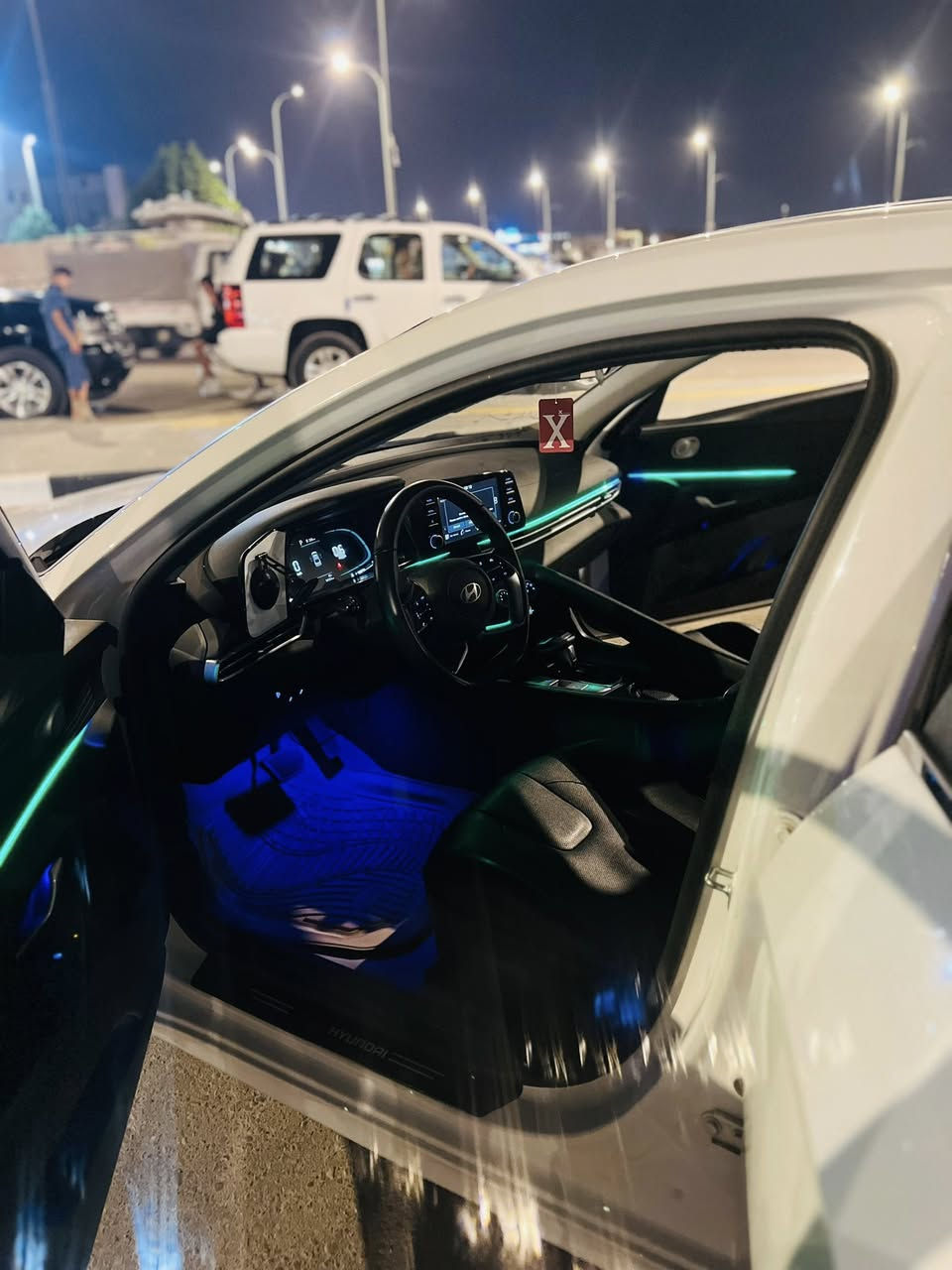 السلام عليكم سياره النتره تجميع صيني موديل
2025 ماشيه 54000سياره بيها شي بارد خفيف مثل ما واضح بل سونار العنون البصره السعر 138 وبيها شي صيط حق الجيه للتوصل رقم الهاتف ***********)

