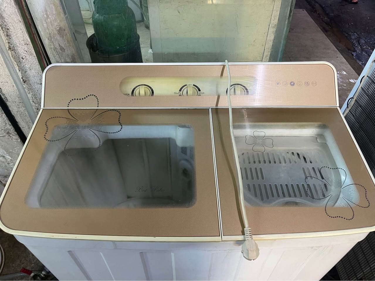 غەسلی 2حەوز زۆر خاوینە بە شەرتە زەمانی7رۆژی لەگەلە سعری90هەزارە لە هەولیرە*********** أربيل, العراق
