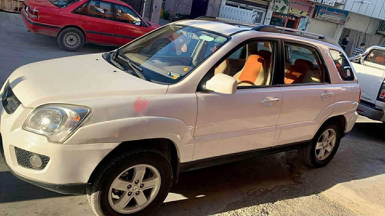 کیا سپۆرتاج 2009
گێر و مەکینە بەشەرت نەکراوەتەوە
فول مواسفات سڵایت 
هەموو گیانی بەشەرتە یەک بست بۆیاخی هەیە
سەنەوی نوێیە بەناوی خۆمە
کامل مەسرەف و سەیارەی ماڵە
0750 027 12 94
شوێن چوارقورنە
نرخی ١٢٥ مجال رانية, السليمانية
