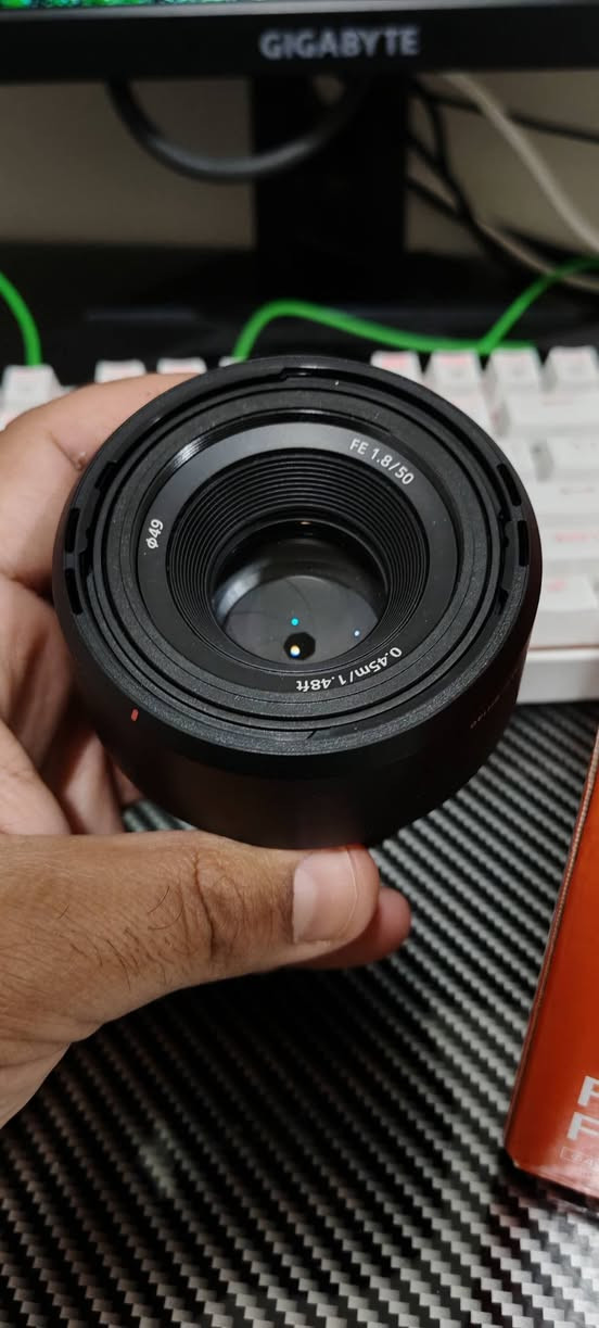 عدسة سوني 50mm 1.8 
للبيع مفتوحة مفحوصة وراجعة بالكارتون ممستخدمها ابد
لان عندي 24-70
  سعر العدسة 240 الف
سعر الجديد بالسوك 280 الف


**إذا كنت صاحب هذا الإعلان وتريد حذفه لأي سبب، رجاءا أرسل رسالة إلى الدعم الفني**