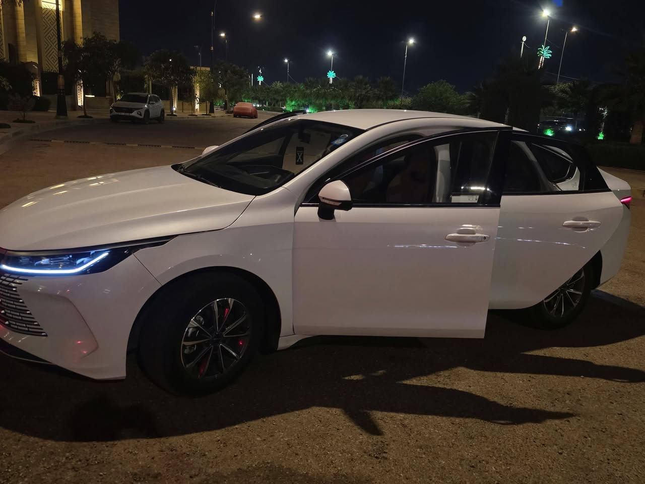 للبيع BYD ديستروير-05 ماشيه 38 الف مكفولة ضربه حدادية محرك سيارة كامله وجاهزة مكاني كربلاء
للأستفسار ***********
