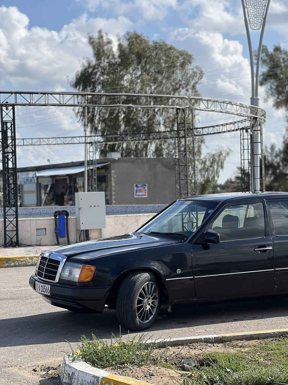 السلام عليكم #للبيع #مارسيدس دب🐻 موديل88كيرومحرك بطه2500رقم شمالي سنويه نافذه بل2025شرط التحويل بدون تبخير وبدون تنقيص صدرجديد البوش الزيتيه تعبانه تايرات جدد داخل جديد كهربائيات شغاله تبريد كامل بس بي ليك منضومه كامله #السعر57وبيها مجال شي قليل المكان صلاح الدين تكريت للأستفسار***********
