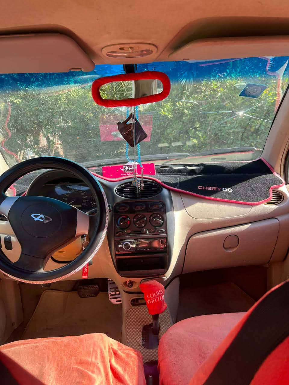 السلام عليكم كيوكيو بغداد مديل 2013 محوره كير ومحرك مال كورله يعني افضل من محركه الأصلي كلش مضبوط ٤سلندر والسياره كاعده وحلوه رايديه ٢٨ تحويل ثاني يوم  مكانه بغداد قرب مرور بالتاجيات  قرب جسر المثنى رقم الهاتف ***********
