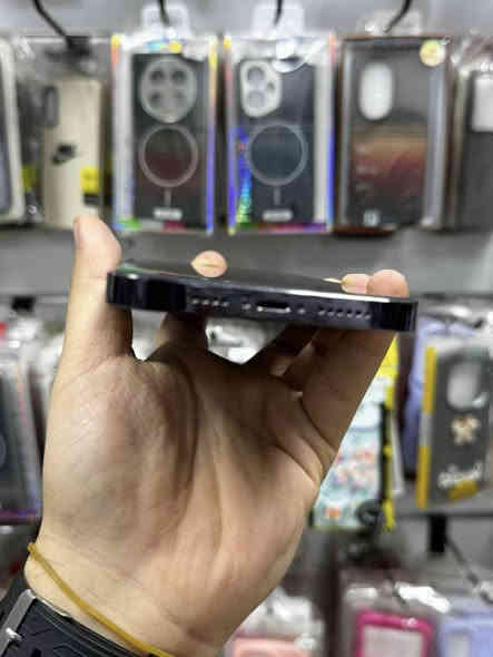 14 برو ماكس شرق اوسط ذاكره 256 بطاريه 83 الجهاز كفاله عامه فقط منضفين بي منفذ الشحن يعني جهاز مفتوح لتنضيف فقط اما باقي الجهاز كفاله عامه شرط الفحص عنواني ميسان بيع مستعجل السعر 850 وبي مجال للشراي يستاهل 
***********
