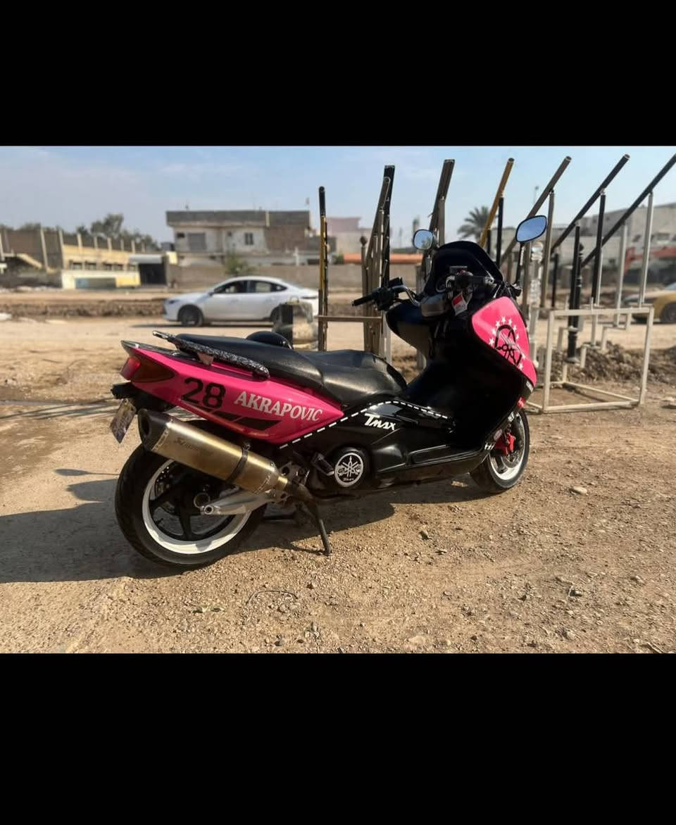 سلام عليكم تيماكس للبيع موديل ٢٠٠٨معدل ١٨٠عنواني ديالى لرقم ***********🏍
