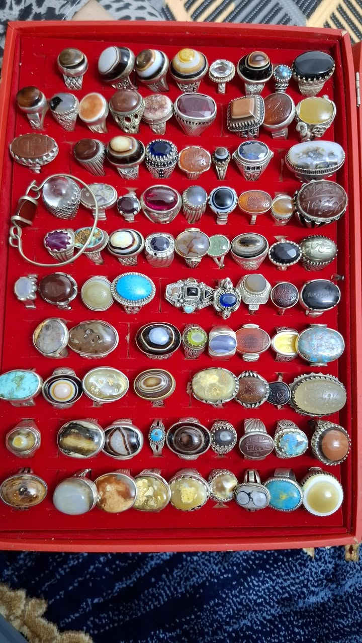 يا الله يا كريم يا أرحم الراحمين 
٨٦ قطعه محابس للبيع صياغه ثكيله جدأ جدأ 
مابيهن اي خفيف شلعه وحده مابيع مفرد جزاكم الله خير 
أكرر صياغات جماعه ٢٥ لا تدخلي رحمه عله امك وابو مابيك حيلهن لا تدخل ولا تكسر بل حاجه جزاكم الله خير الجزاء 
بغداد مدينه الصدر لا يوجد لدي توصيل ربي يحفظكم أن شاءالله


**إذا كنت صاحب هذا الإعلان وتريد حذفه لأي سبب، رجاءا أرسل رسالة إلى الدعم الفني**