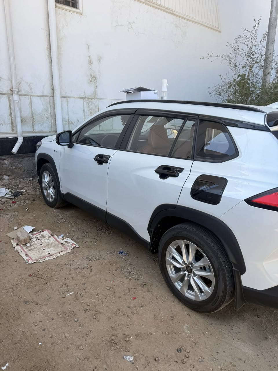 كورلا كروس 2025 مكفولة كفالة عامة ماشية 6000 الف قابلة للزيادة 5 كامرات 360 درجة بية اهواي اضافات اكثر من 10 ورقات حساسات امامي خلفي السعر 155 ورقة التصال ***********
