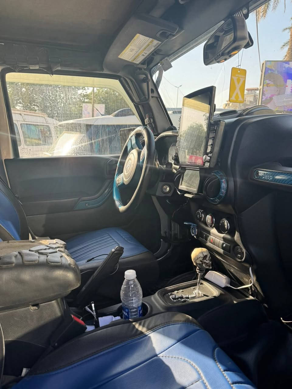 السلام عليكم للبيع او مراوس
2012  السياره بدون صبغ فقط بارد بل صندو ك كير مكينه اكسل مكفولات 

١ السياره عليه ترفيعه ٣.٥انج راف كانتري

 ترفيعه بدي تير فلكس١.٥

دبلات ستيرن راف كانتري 

قماره مائله بيست ستوب  حامله سبير مائله سمتي بليت 

دوسات كهرباء 

دعاميه اماميه سمتي بليت 

ونج وزن ٦طن 

شباك توب فاير 

دعاميه خلفيه توب فاير 

دبل اكزوز بارلا اسود 

فندرات خارجيه توب فايرمع اضاءه  

فندرات داخليه بوزن سبايدر مع اضاءه 

فندرات جانبيه بوزن سبايدر مع اضاءه 

لايتات وبروجكترات سستم بكلايت لد 

لد بار بروجكتر 

ويل ١٧rdr تايرات حجم ٣٥ بس شويه تعبانات

الفور ويل لا يعمل 

بصمه

كشنات جلد ارضية جلد .

السعر 160

***********
