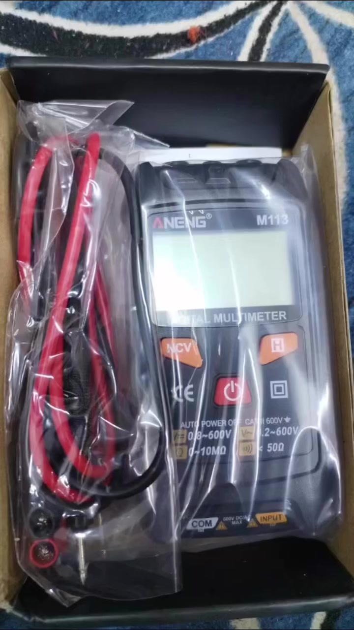 ⚡️ ملتيميتر Aneng M113 الرقمي - جديد تماماً (Precision Multimeter) ⚡️
للبيع جهاز Aneng M113 الأصلي، الجهاز المثالي لكل فني إلكترونيات أو هاوي يبحث عن الدقة وسهولة الحمل. الجهاز ذكي جداً ويغنيك عن التعقيدات اليدوية.
✅ أهم مميزات الجهاز:
• قياس أوتوماتيكي بالكامل: لا داعي لضبط المدى يدوياً، الجهاز يتعرف على الفولت والمقاومة تلقائياً.
• خاصية NCV (الكشف بدون تلامس): يكتشف وجود الكهرباء في الأسلاك والجدران بمجرد التقريب منها (أمان عالي).
• شاشة ديجيتال واضحة: تدعم الإضاءة الخلفية للعمل في الأماكن المظلمة.
• تصميم عصري وجيبي: حجم صغير جداً وخفيف الوزن يمكنك حمله في جيبك بسهولة.
• وظائف متعددة: (قياس فولت AC/DC، قياس المقاومة، جرس الاستمرارية Continuity، وحفظ البيانات Hold).
📦 محتويات العلبة:
1. جهاز الملتيميتر Aneng M113.
2. أسلاك القياس (Probes) عالية الجودة.
3. كتيب التعليمات.
4. العلبة الأصلية.
الحالة: جديد تماماً (لم يستخدم، كما هو موضح في الصور).
السعر: [18 الف ]


**إذا كنت صاحب هذا الإعلان وتريد حذفه لأي سبب، رجاءا أرسل رسالة إلى الدعم الفني**