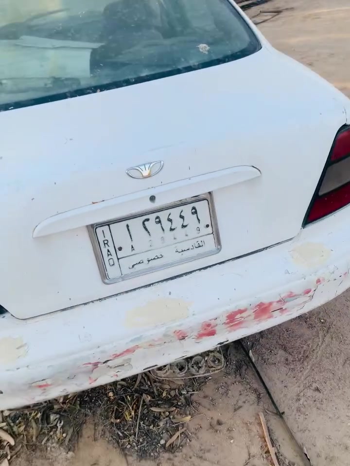 السلام عليكم 
للبيع لگنزه شغاله تمشي فقط حادث بسيط 
الشراي يتصل السعر 17 $
***********
