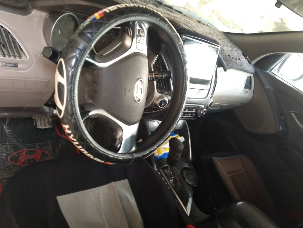 سياره توكسان موديل 2010 شكل جديد صبغ عام مكلوب رقم كركوك للبيع او مراوس حسب قناعه سعر 110 أو بي مجال استفسار *********** كركوك, العراق
