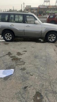 سيارة تريكان موديل2005 جاهزة محرك 3400وكير خير من الله صدر امامي وخلفي...