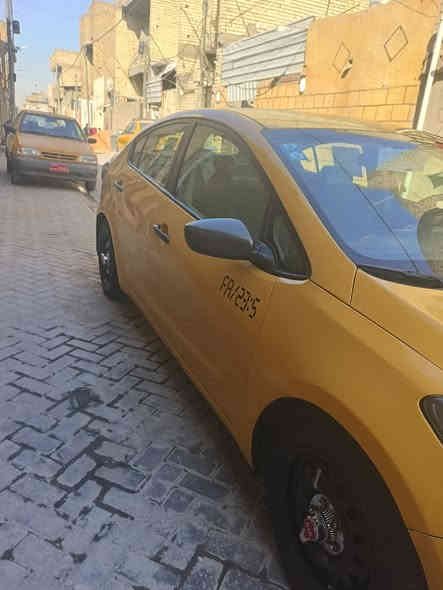 اقره تفاصيل
محرك 2000 دوش / كير اي تي وارد امريكي
تحكمات / اتصال / شاشه / كامره / صدر جديد
 باتري جديد منظومة غاز /محرك مجفت نكره سلف بيه تعديل ب شاصي لامامي ايسر وبيه نضوح قطرات چبنه بين محرك والكير
مكان بغداد مدينه الصدر
*********** السعر 115 وبيه مجال تصل وتدلل
