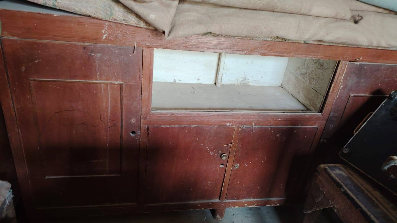 اغراض مستعمله للبيع للاستفسار
مراسله ع رقم ***********
